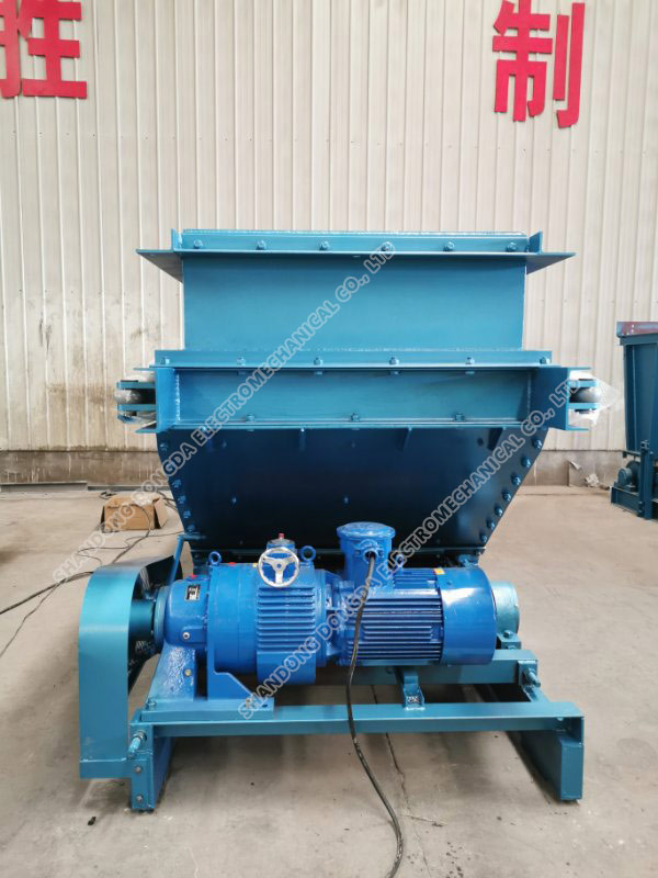 GLL4400/30 chain feeder