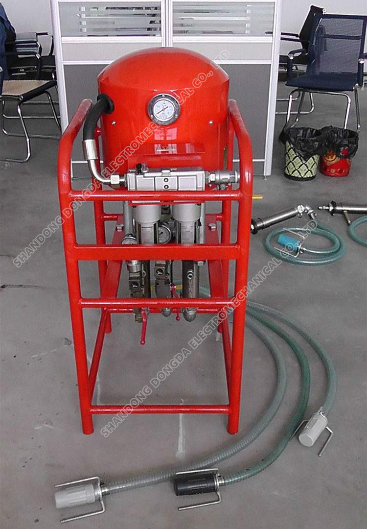 Pneumatic double liquid grouting pump for mine