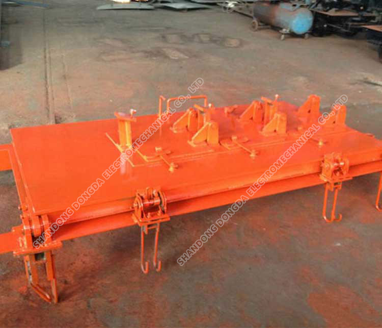 FM underground explosive storehouse shock-resistant closed door