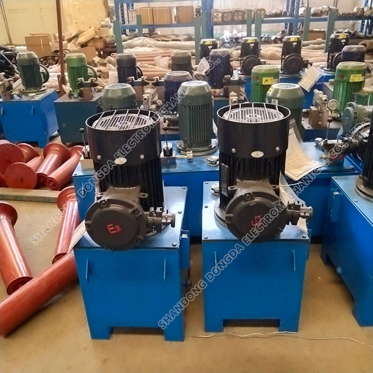 Centralized hydraulic station